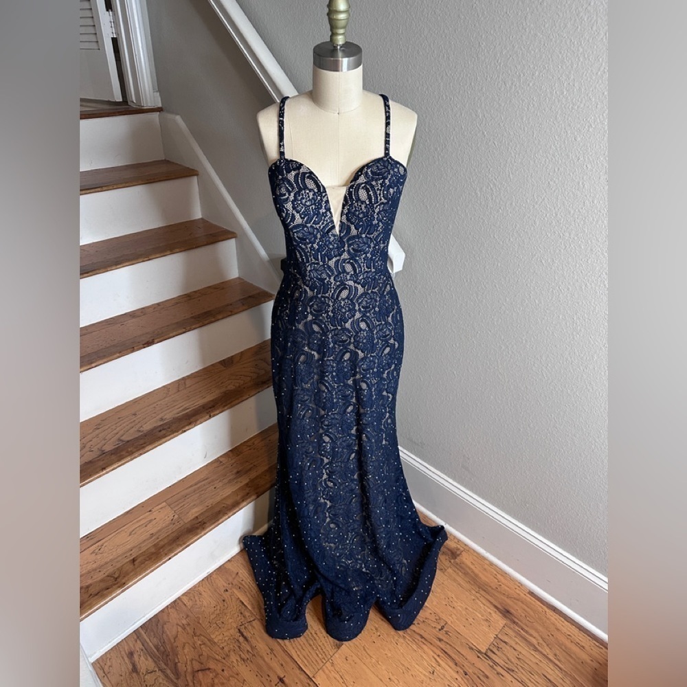 Envious Couture Prom PROM 2019 Style #: E1118 Navy​​​​